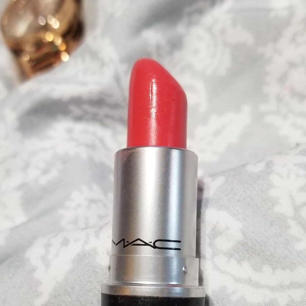 MAC Make Me Gorgeous lipstick